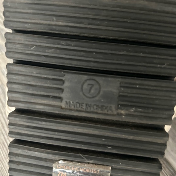 Steve Madden Black and Cream Braided Sandals - Picture 4 of 6